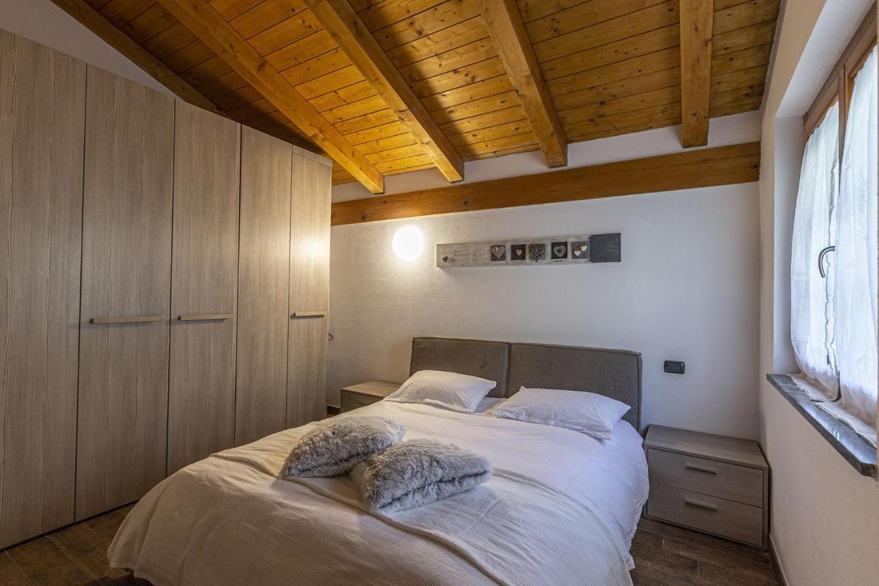 L'Atelier duTemps - K&K Apartment Aosta Exterior foto